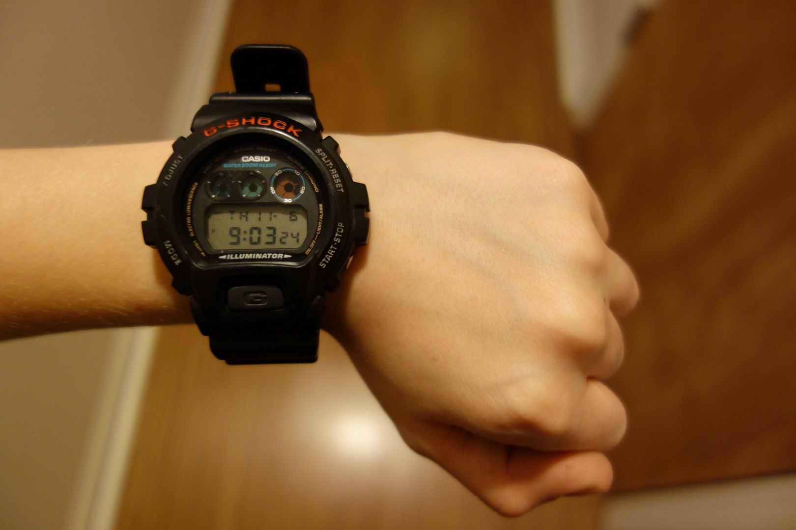 girls wearing g shock