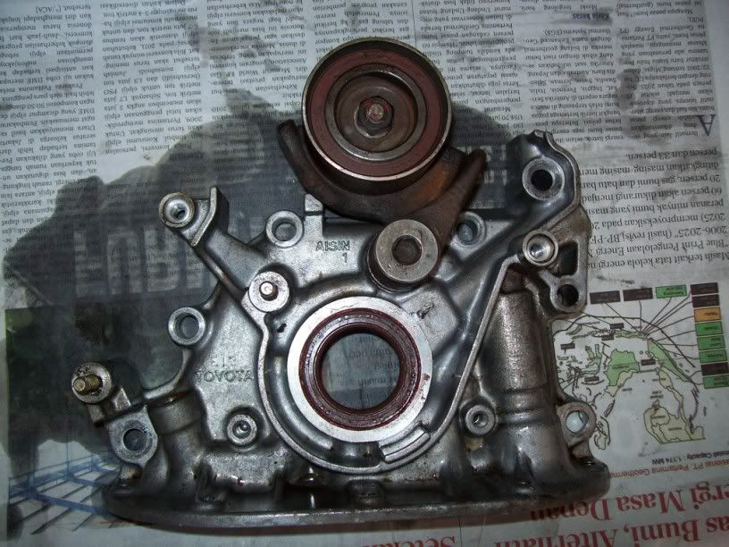 [Image: AEU86 AE86 - 4AGE 20V BT timing belt and tensioner]