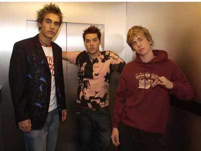 busted band. fave and use to be Busted