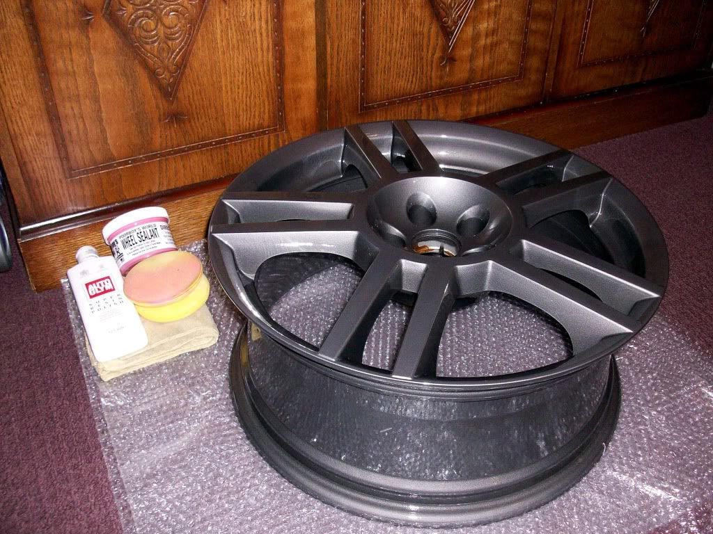 Newwheelwithflash.jpg