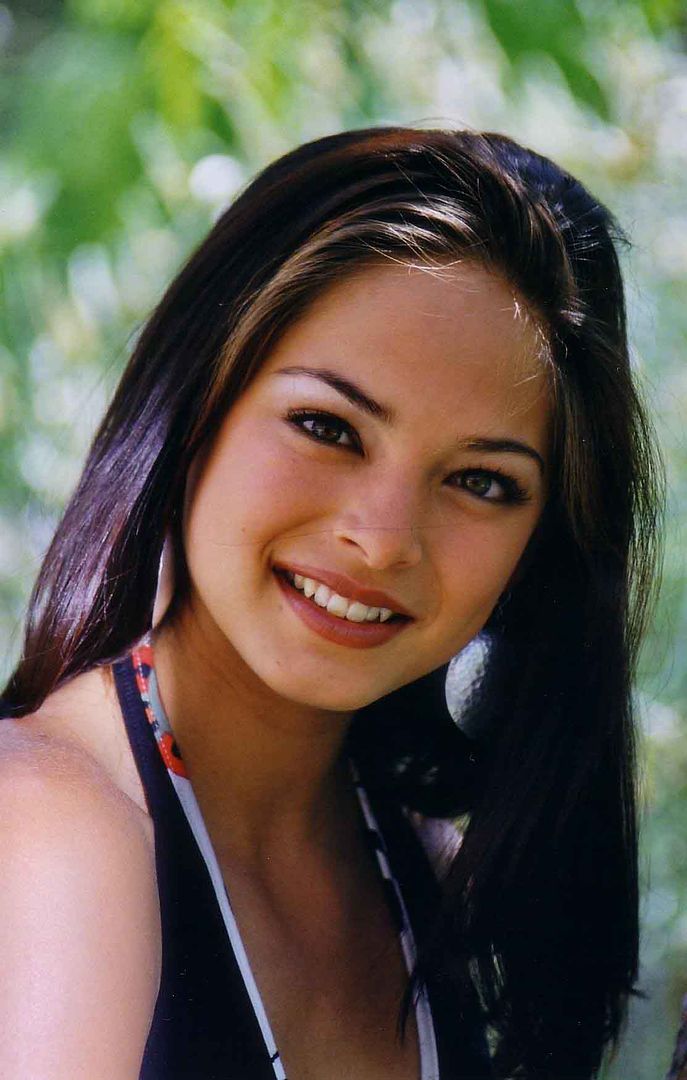 kristin kreuk 10001 Pictures, Images and Photos