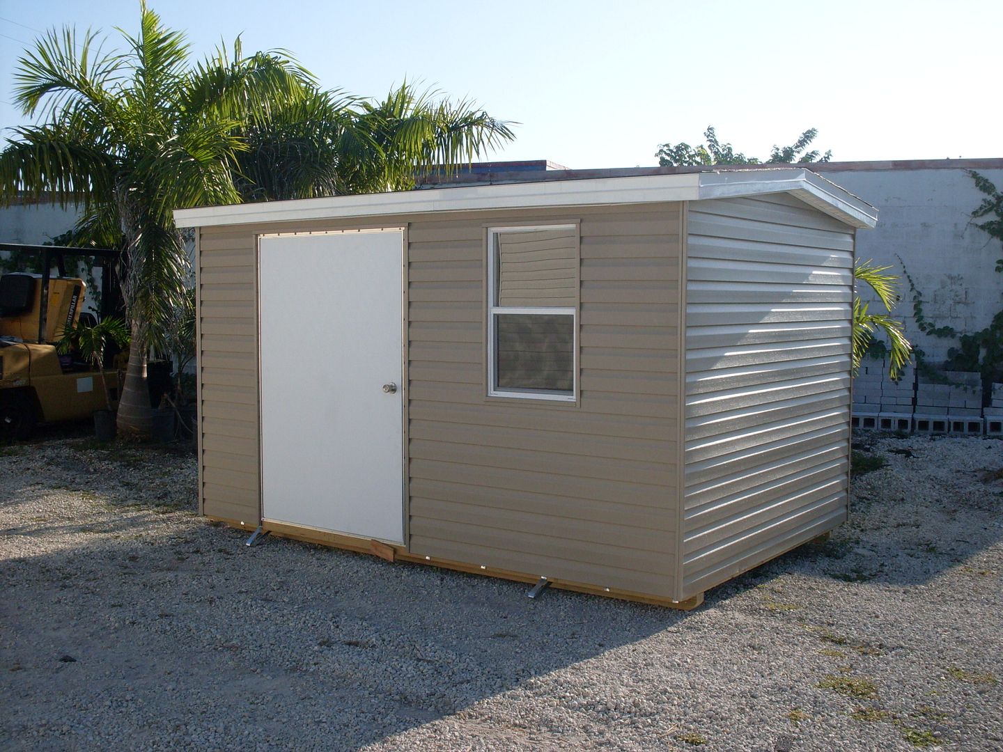 COME VISIT ME! AT 18005 S. DIXIE HWY. Fl. 33157.on the north bound 