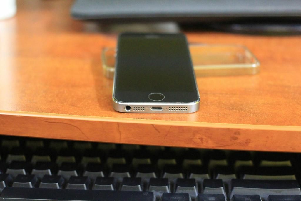 Bán 1 e IP6 gold quốc tế 16gb để lên đời plus - 1