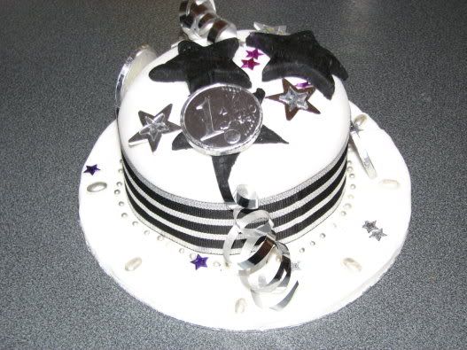 myfirstcake001.jpg
