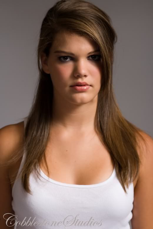 http://i202.photobucket.com/albums/aa317/goneinsane35/XO2V0531small.jpg