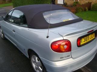 Meganeconvertible004.jpg