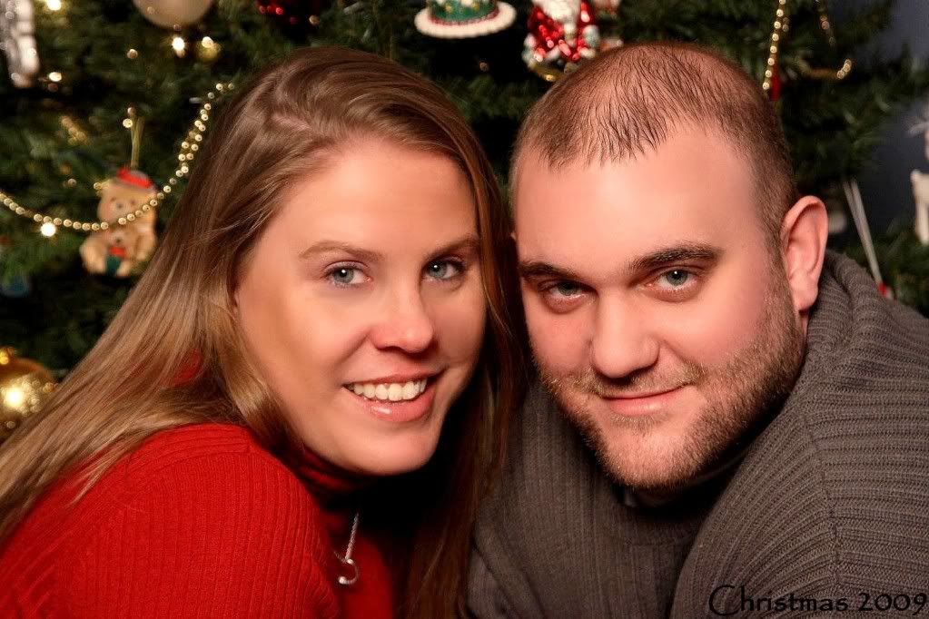 IMAGE: http://i202.photobucket.com/albums/aa6/ninemmar15/ErinEric.jpg