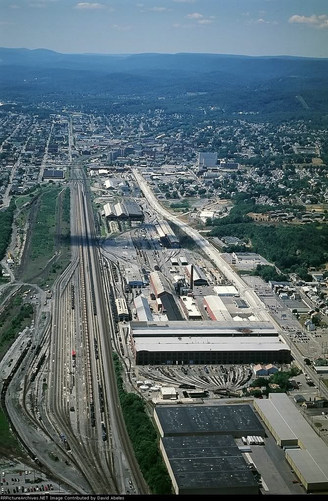 AltoonaYard.jpg