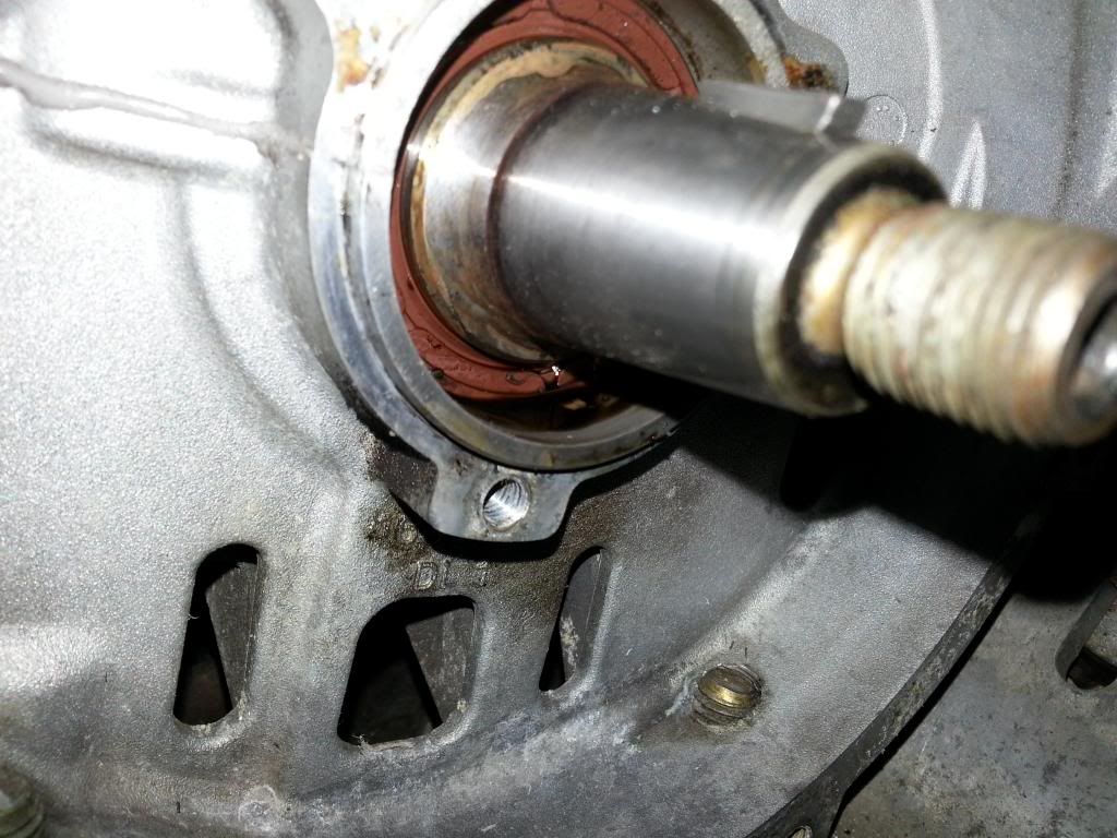 Changing Crank Seal HCS Snowmobile Forums